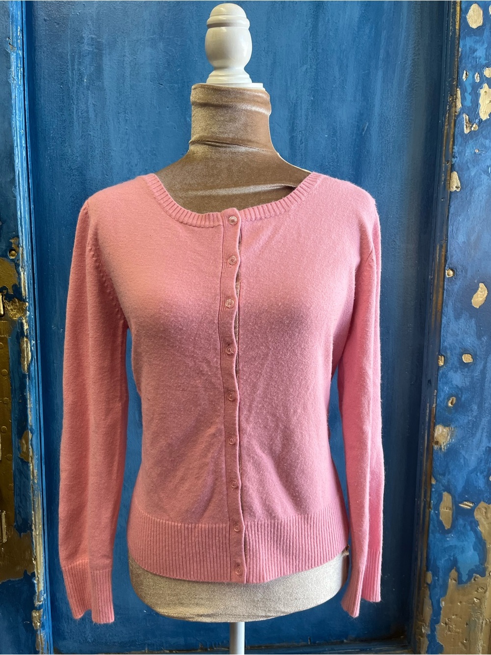 ellemenno Soft Pink Button-Up Cardigan